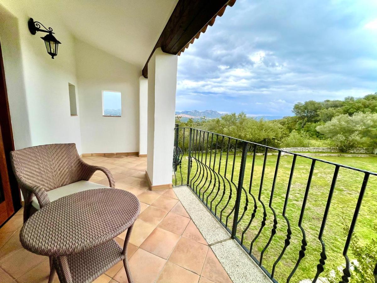 Punta D'Acu Country Resort Arzachena Ngoại thất bức ảnh