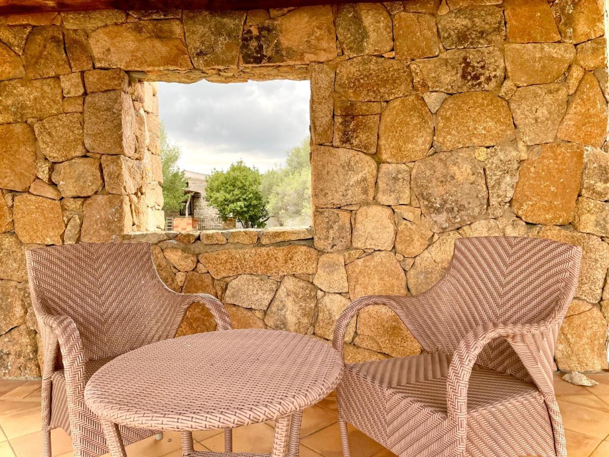 Punta D'Acu Country Resort Arzachena Ngoại thất bức ảnh